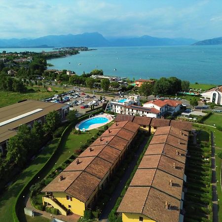 Artemide Apartment - A Soli 150M Dal Lago Di Garda 西尔米奥奈 外观 照片