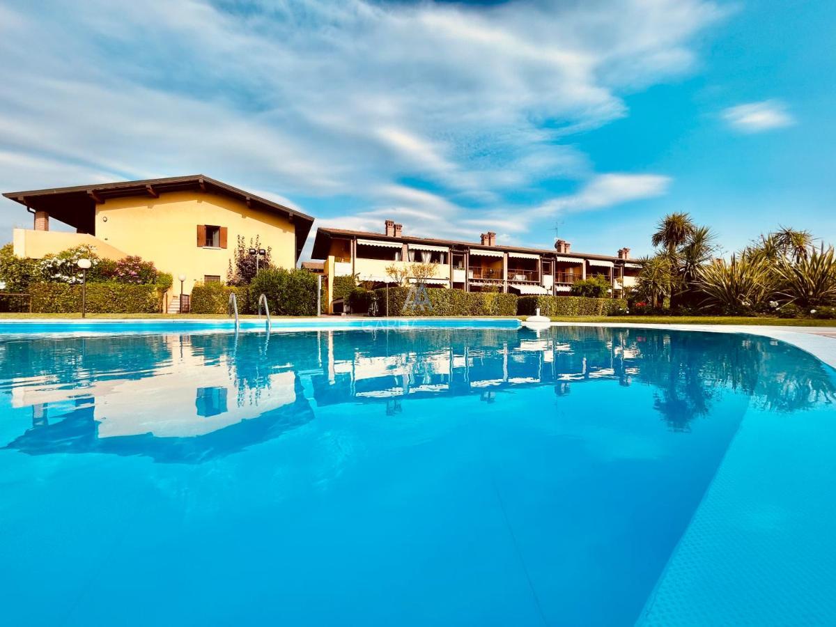 Artemide Apartment - A Soli 150M Dal Lago Di Garda 西尔米奥奈 外观 照片