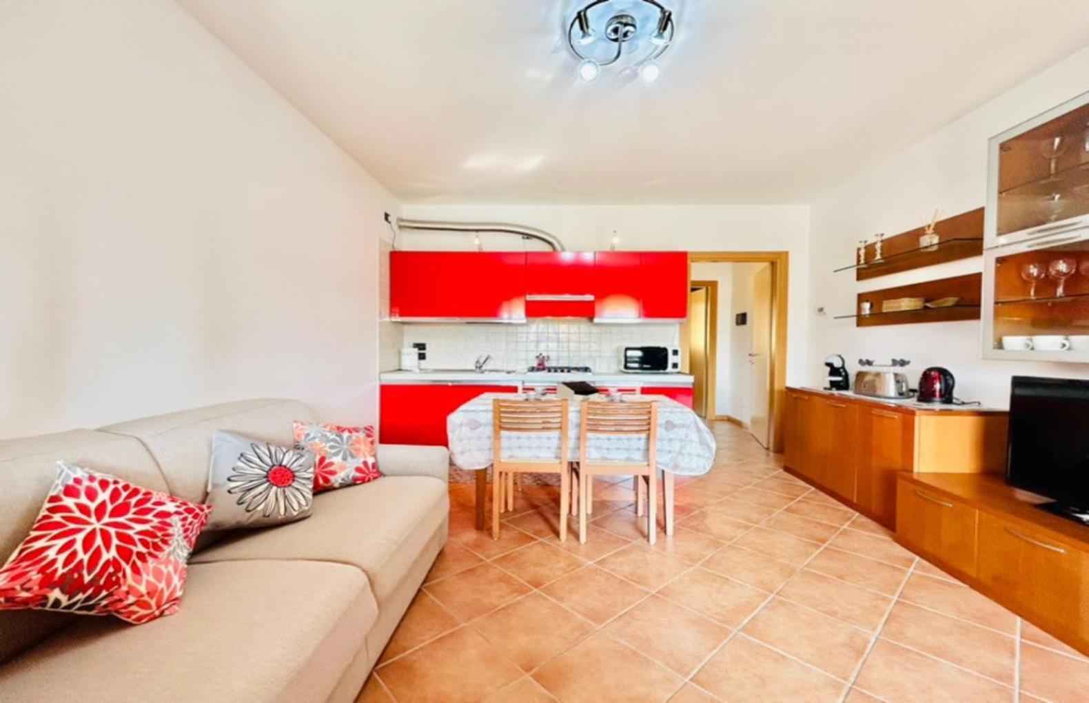 Artemide Apartment - A Soli 150M Dal Lago Di Garda 西尔米奥奈 外观 照片