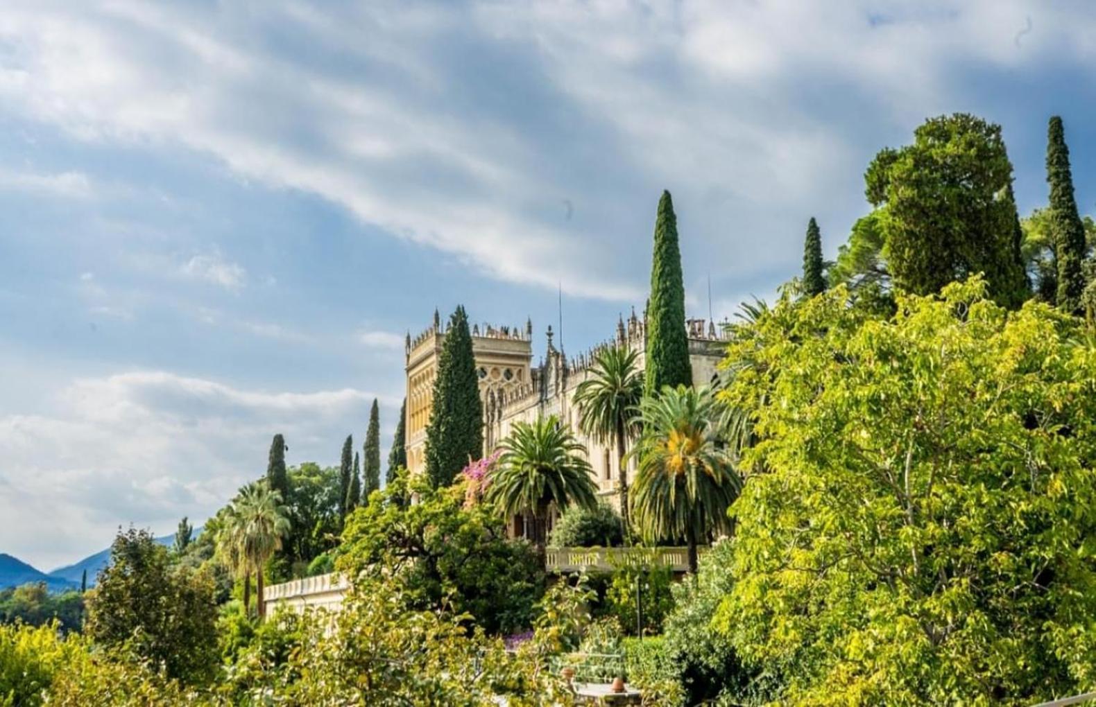 Artemide Apartment - A Soli 150M Dal Lago Di Garda 西尔米奥奈 外观 照片